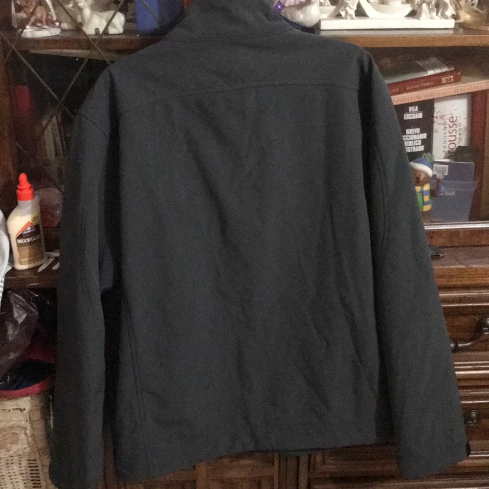 GUESS - Picture 3 of 4